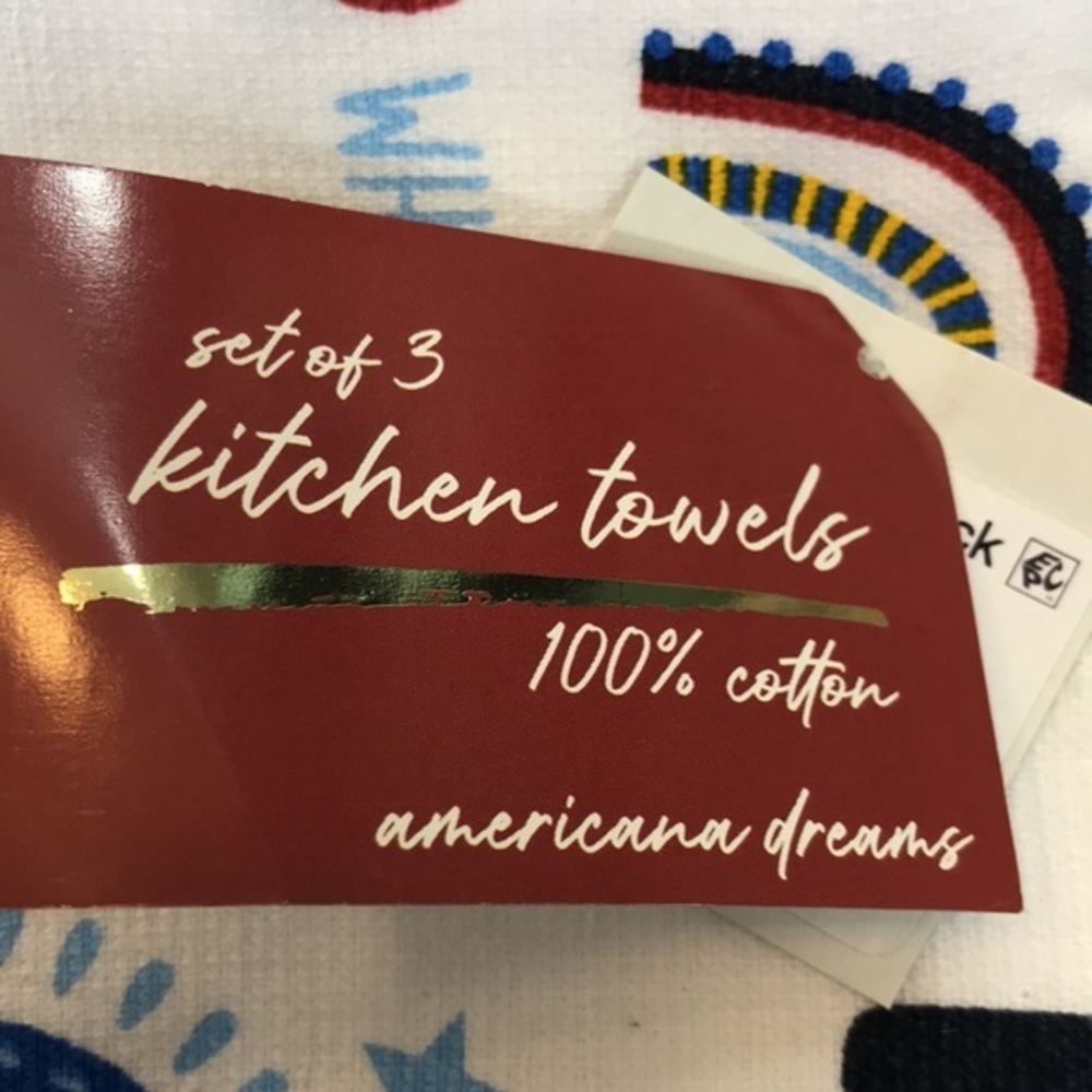 Americana Dreams Set of 3 Kitchen Towels  NWT - Picture 5 of 5